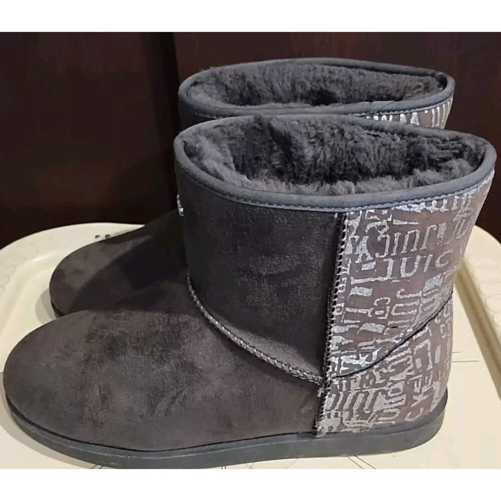 JUICY COUTURE JC-KICKS Gray GRAFFITI WINTER BOOTS WOMENs Sz 10 pull on fur lined